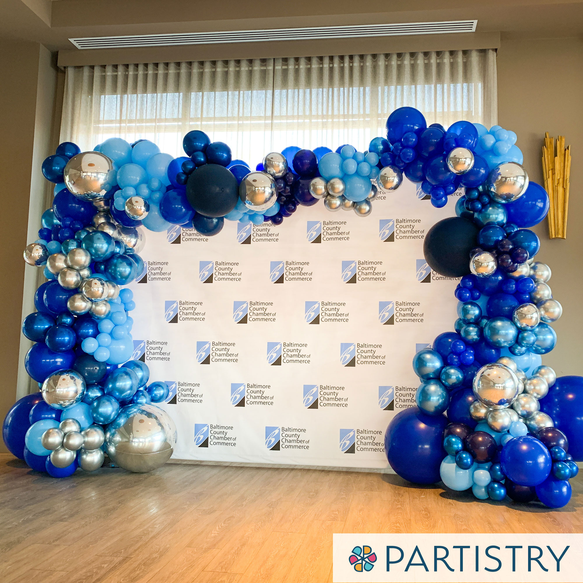 Organic Balloon Decor