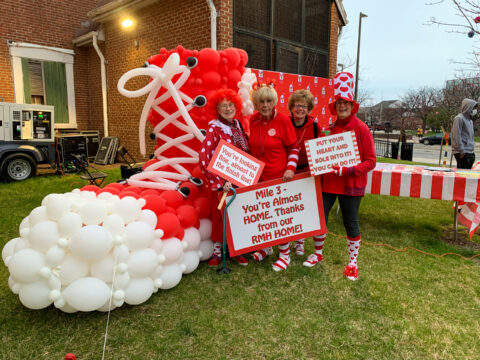giant red shoe balloon sculpture
