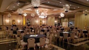Balloon centerpiece by Partistry Balloons