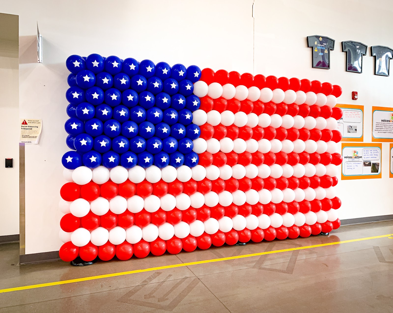 Custom balloon wall by Partistry Balloons